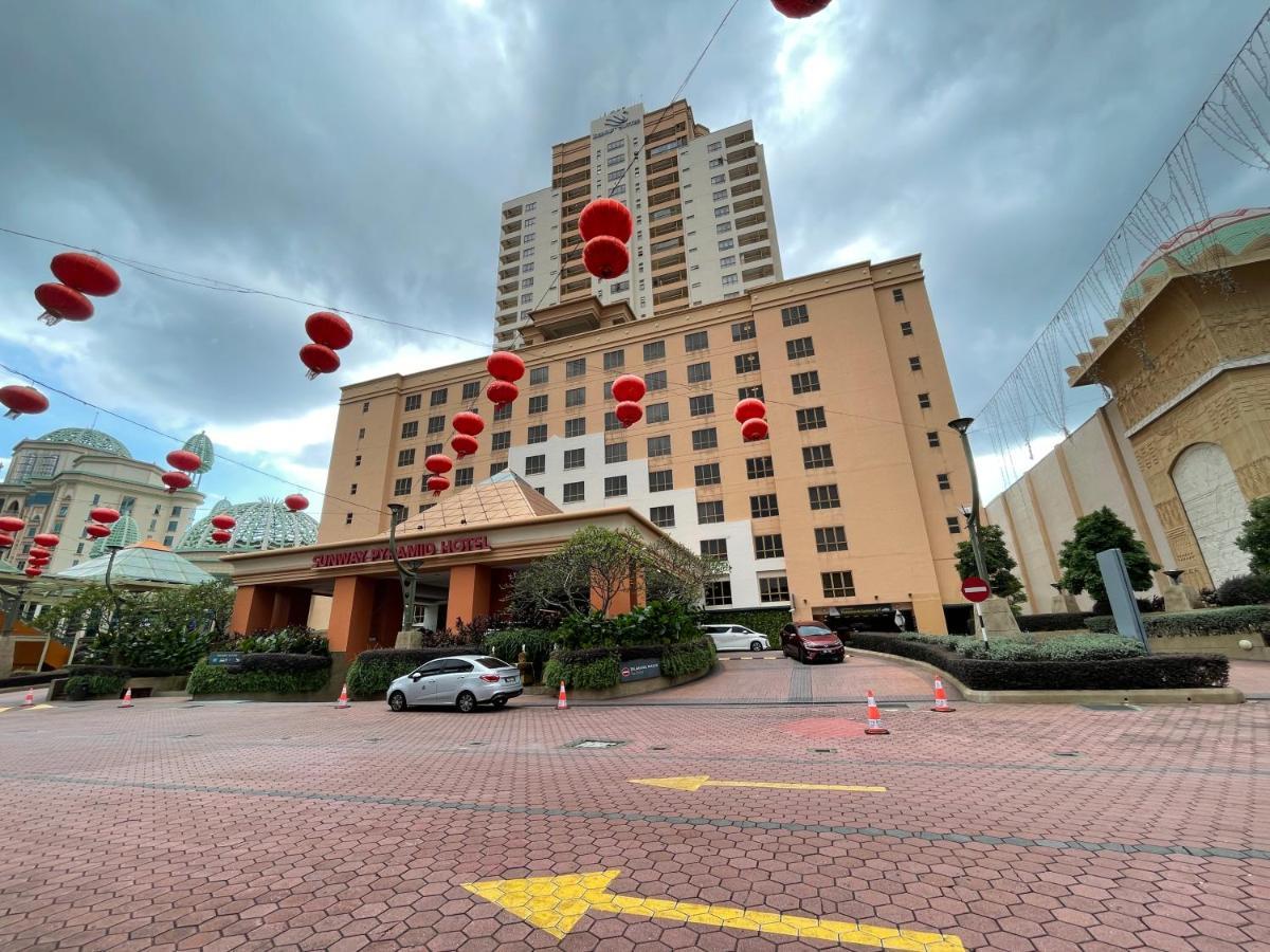 Sunway Resort Suites Max 4 Pax Studio 1 Mins Walk To Sunway Pyramid بيتالينغ جايا المظهر الخارجي الصورة